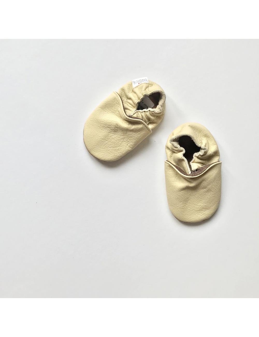 Chaussons bébé, en cuir, sable 1